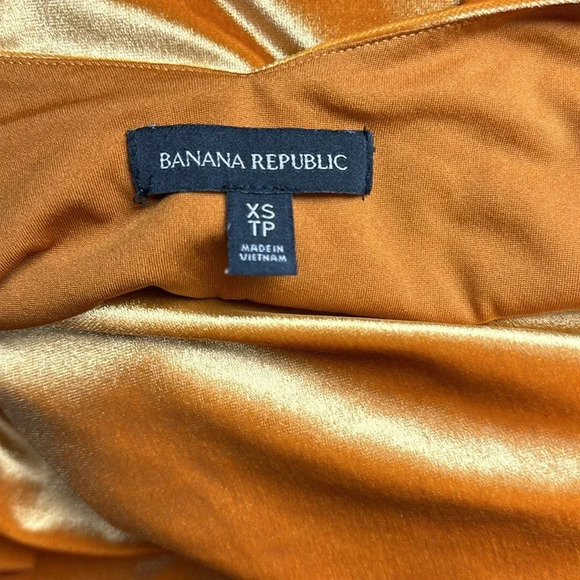Banana Republic stretch velvet cami V-neck front/back adjustable straps lined - Picture 7 of 9